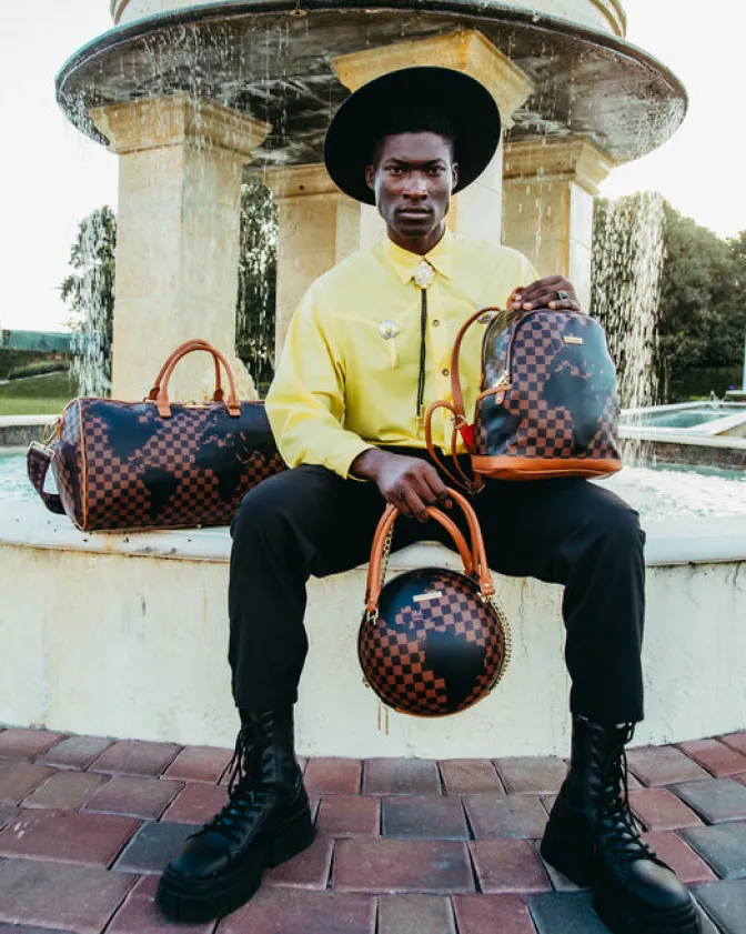 A.i.5 GLOBAL DUFFLE