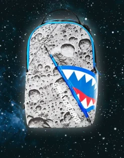 ANGLED REFLECTIVE SHARK (SPACE SHOT)