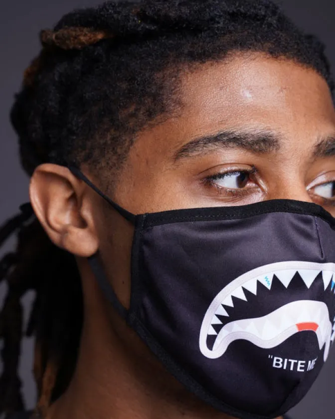 BITE ME SHARK (BLK) POLYESTER FACE MASK