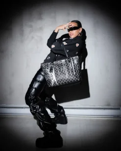 CHATEAU GHOST TOTE
