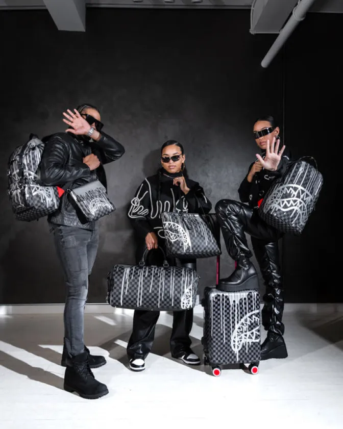 CHATEAU GHOST TOTE
