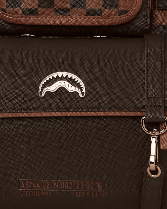 CHECKMATE ROYALE TOTE