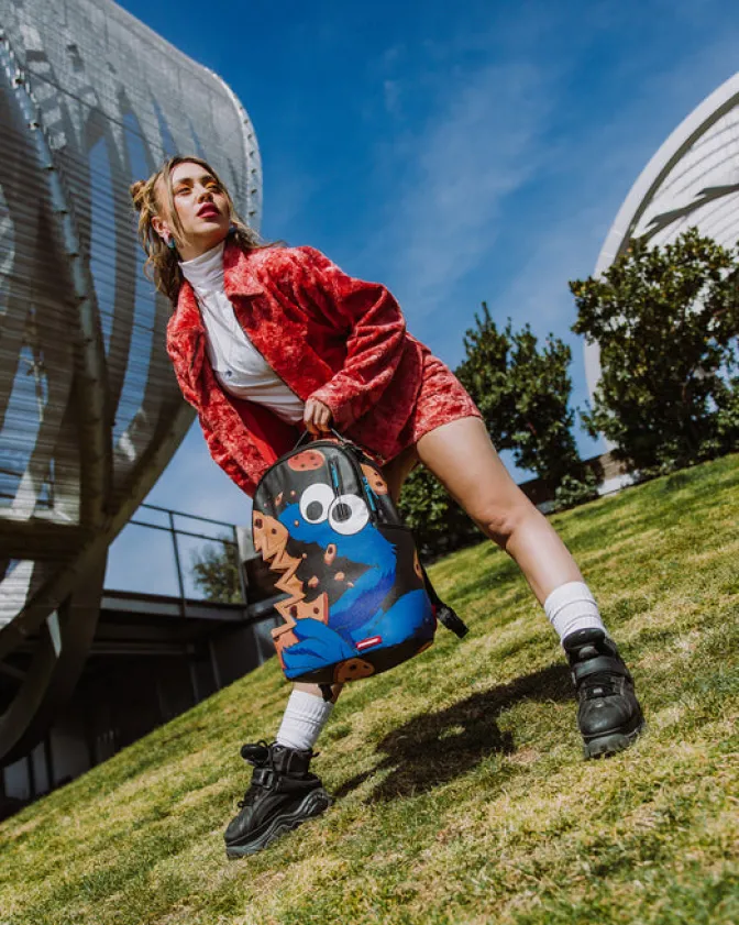 COOKIE MONSTER COOKIE SHARKBITE BACKPACK (DLXV)