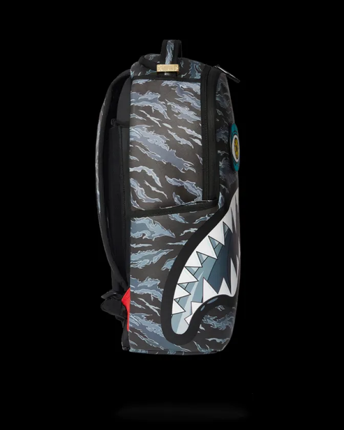 DAZED AND SHARK BACKPACK (DLXV)