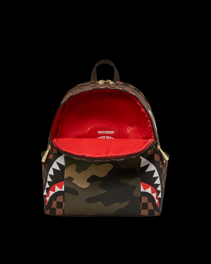 EXTERIOR GOLD ZIP POCKET SHARKS IN PARIS SAVAGE BACKPACK