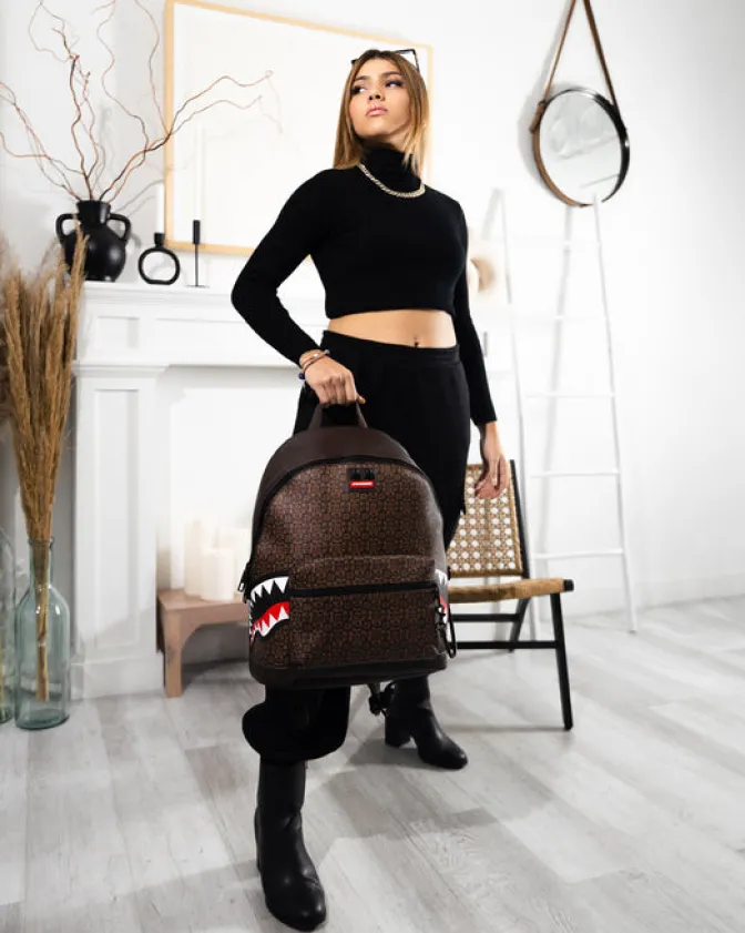 FRENZY SHARKS CHATEAU BACKPACK