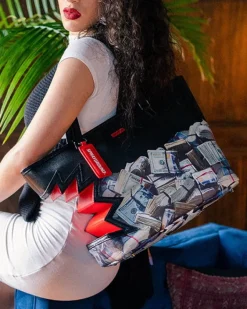 $HARKBITE TOTE