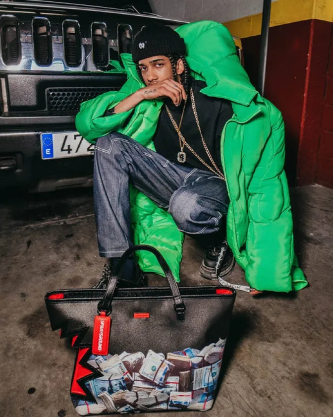$HARKBITE TOTE