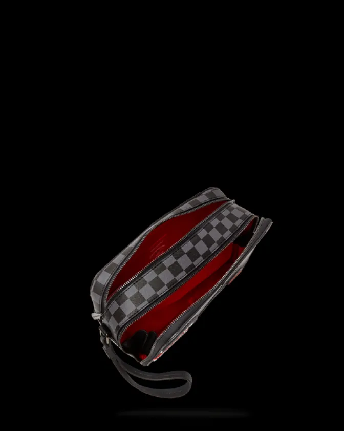 HENNY AIIR TO THE THRONE TOILETRY BAG
