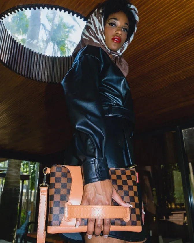 HENNY AIR TO THE THRONE CROSSOVER CLUTCH