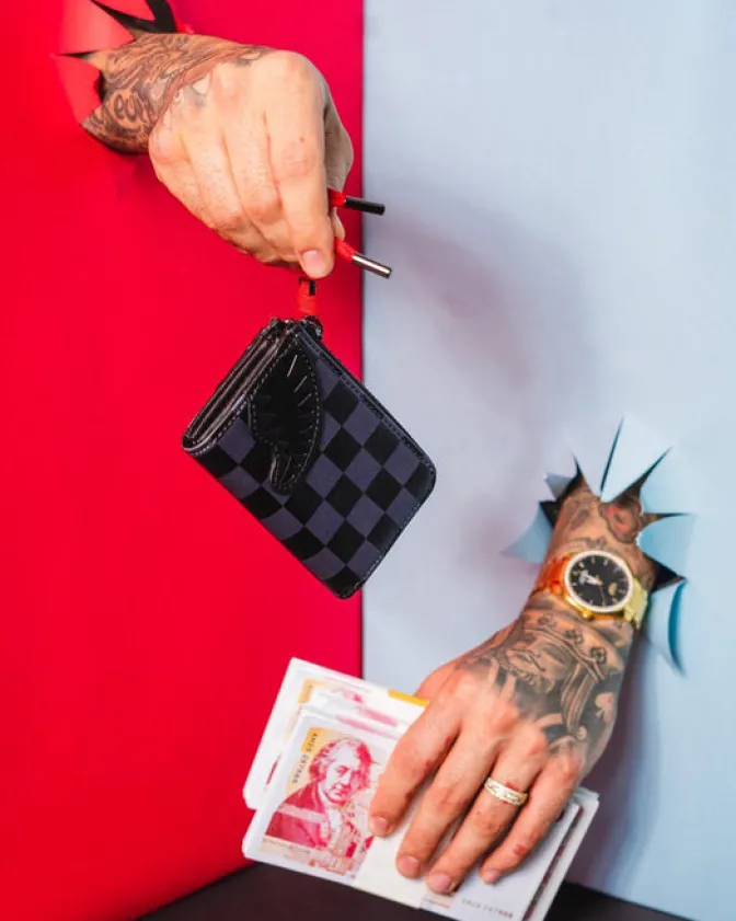 HENNY BLACK WALLET