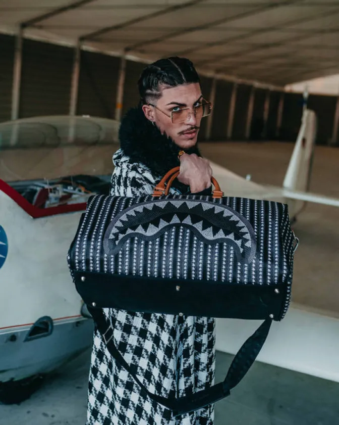 ILLUCHAINS DUFFLE