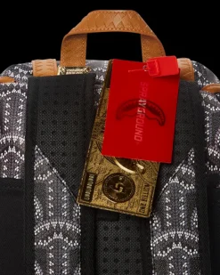 ILLUCHAINS HILLS BACKPACK