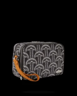 ILLUCHAINS TOILETRY BAG