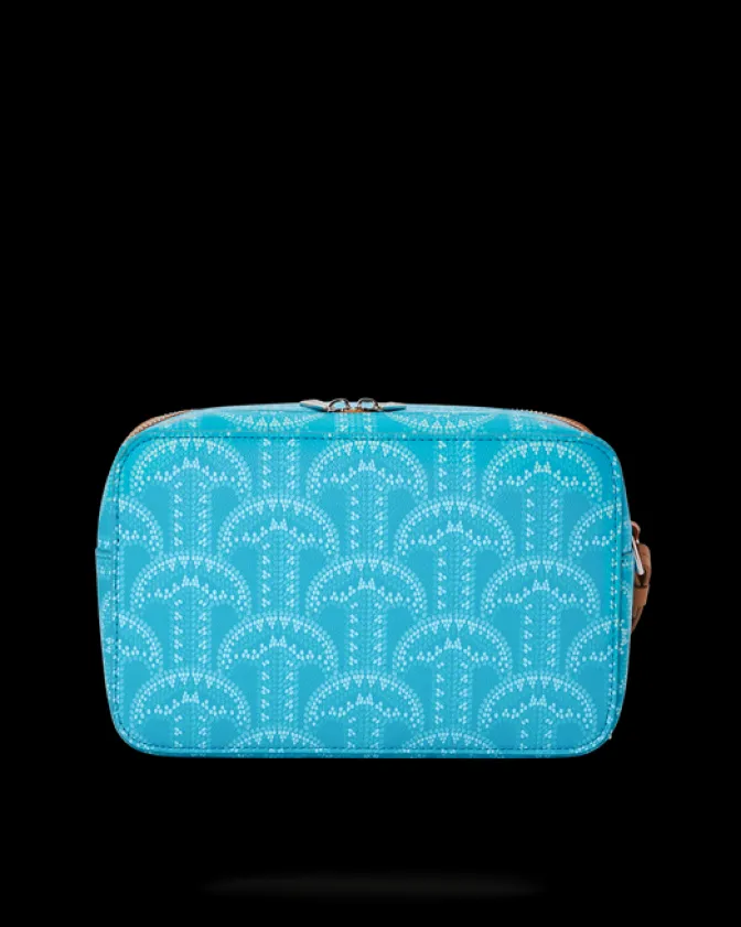 ILLUCHAINS TURQ TOILETRY BAG