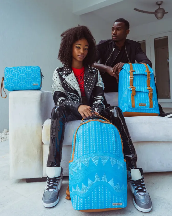 ILLUCHAINS TURQ TOILETRY BAG