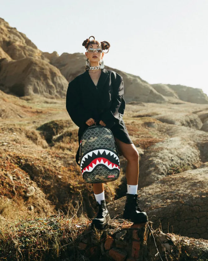 LASERS BLAZIN BACKPACK (DLXV)
