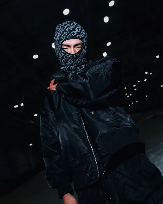 MAGNETIC PULSE SKI MASK