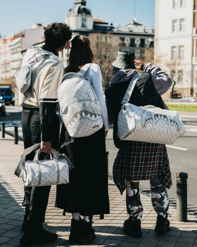 MONEYGRAM POWDER EMPEROR DUFFLE