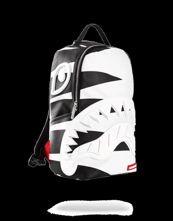PHANTOM WHITE RUBBER SHARK