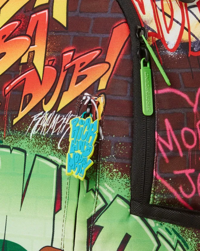 RICK AND MORTY STREET ARTISTS (DLXR)