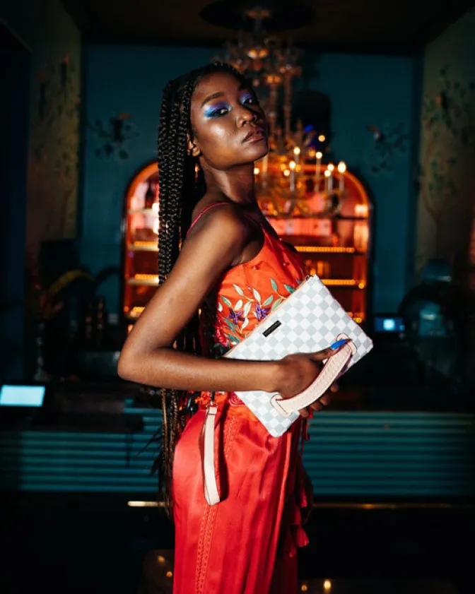 ROSE ALL DAY LA PALAIS CROSSOVER CLUTCH