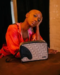 SG ALL DAY TOILETRY BAG
