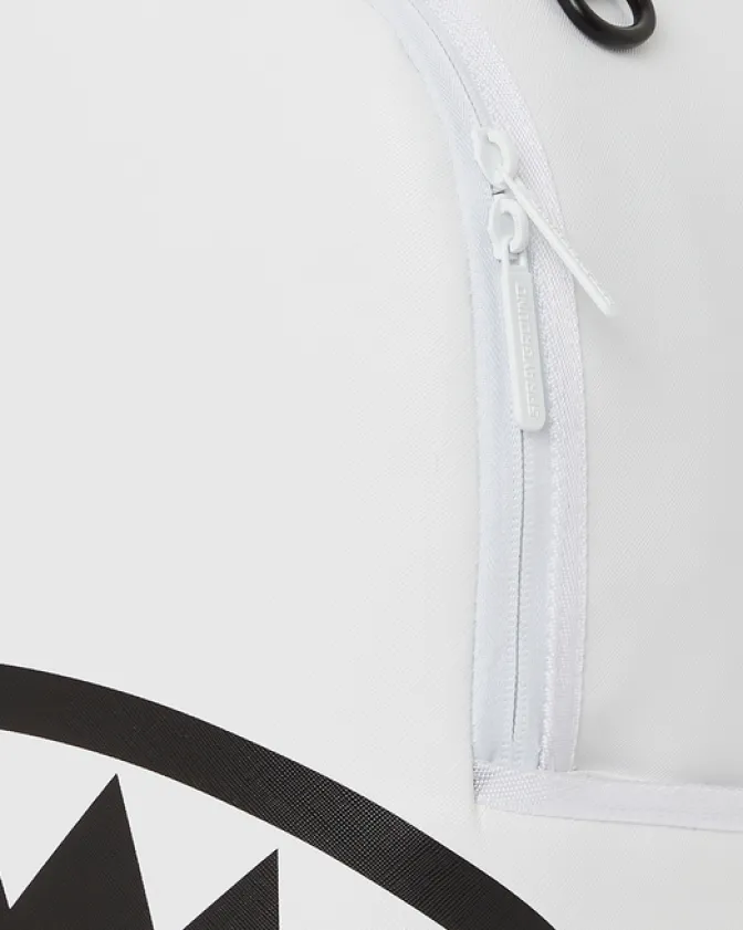 SHARK CENTRAL (WHT) BACKPACK (DLXV)
