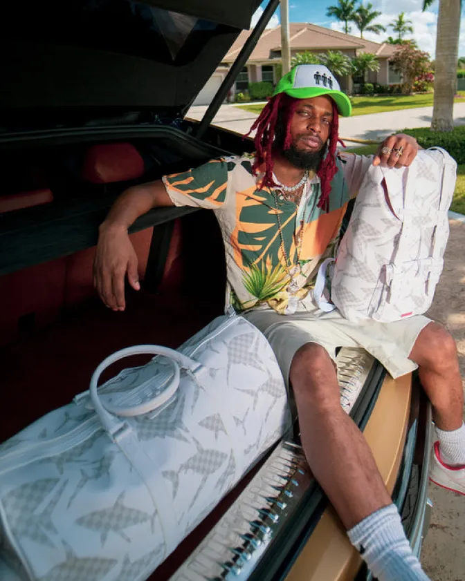 SHARK CHECK (WHITE) DUFFLE