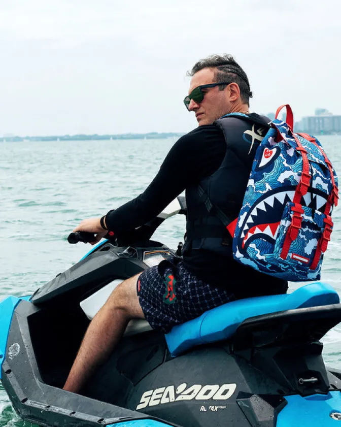 SHARK WAVE HILLS BACKPACK