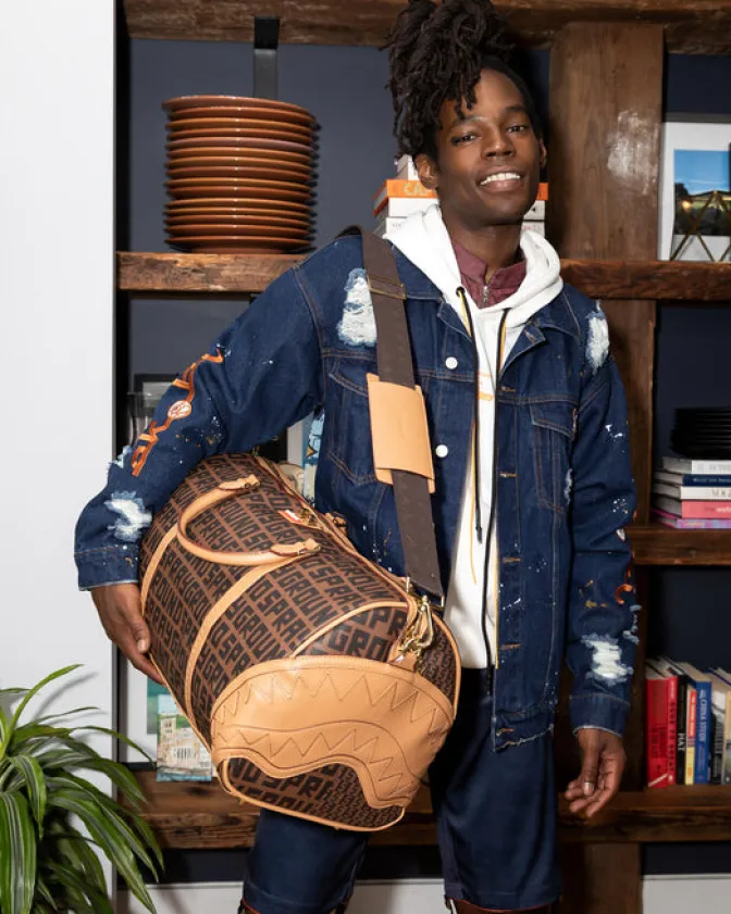 SHARKFINITY DUFFLE
