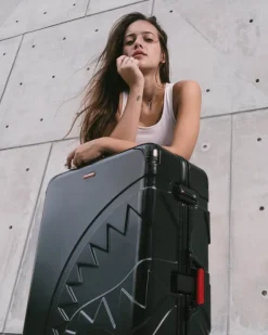 SHARKITECTURE MOLDED 29u201d FULL-SIZE LUGGAGE