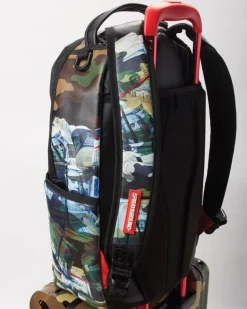 SHARKNAUTICS (CAMO) 29.5u201d FULL-SIZE LUGGAGE