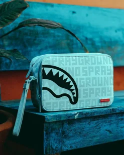 SPLIT THE CHECK (PEARL) TOILETRY BAG