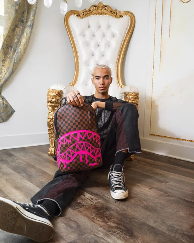 THE ARTISTS TOUCH BACKPACK (DLXV)