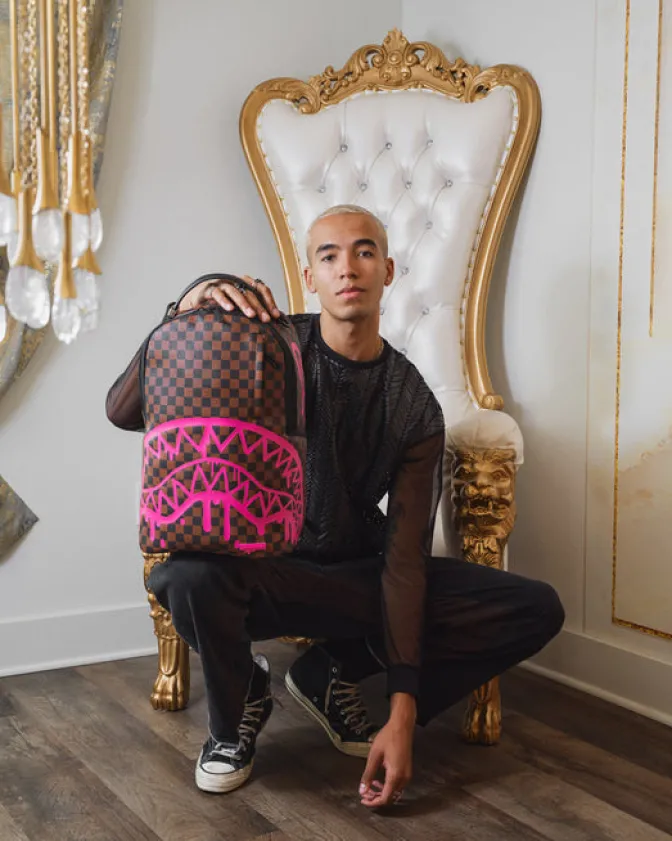 THE ARTISTS TOUCH BACKPACK (DLXV)