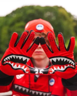 THE GLOBAL EXPEDITION GLOVES