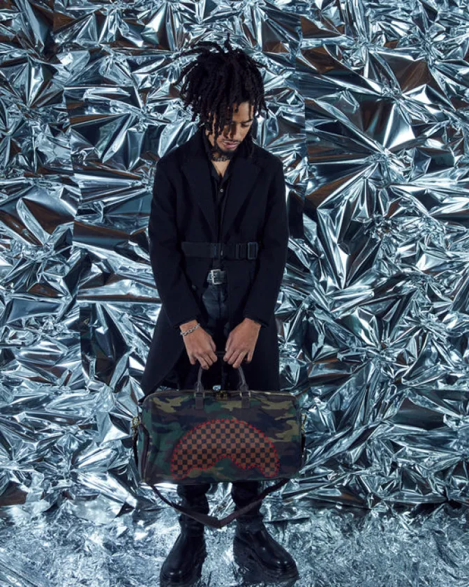 THE PARADOXX SHARK DUFFLE