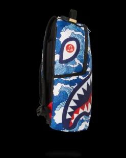 THE SHARK WAVE (made from 100% recycled plastic bottles from the ocean)