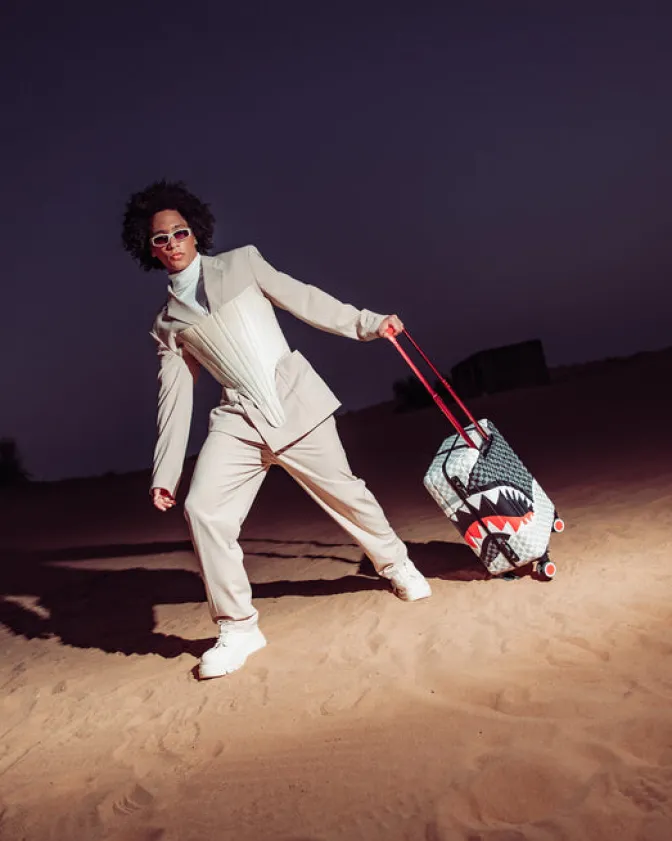 UNSTOPPABLE ENDEAVORS SHARKNAUTICS HARDSHELL CARRY-ON LUGGAGE